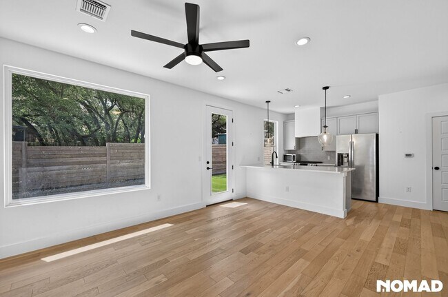 Building Photo - 3417 Elija St