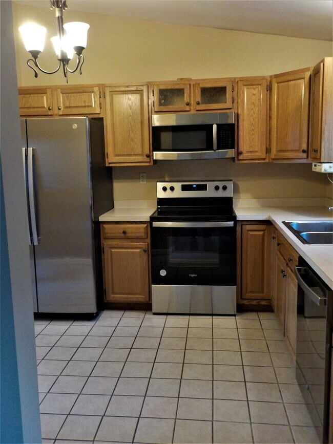 NEW KITCHEN APPLIANCES - 69 Pleasantview Ter