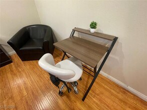 Building Photo - 5243 S Placentia Pkwy