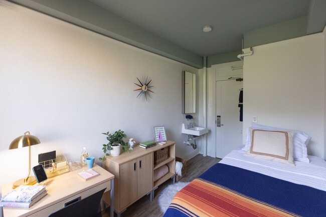 Single Occupancy Room - Hudson Yards Campus