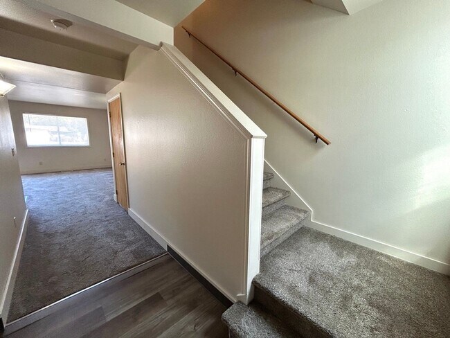 Foto del edificio - 1308 N Brooklane St