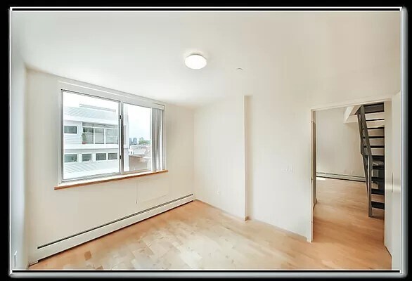 Building Photo - 368 Manhattan Ave
