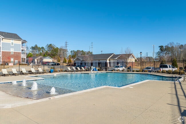 Piscina - Groves at Peach Orchard