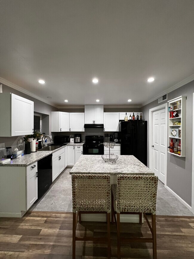 Cocina - 4636 N 19th Ave