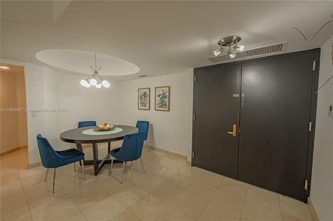Building Photo - 8925 Collins Ave