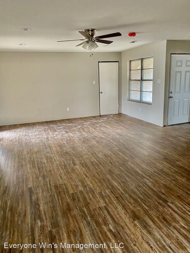 Building Photo - 3 br, 2 bath House - 3802 Finley Road