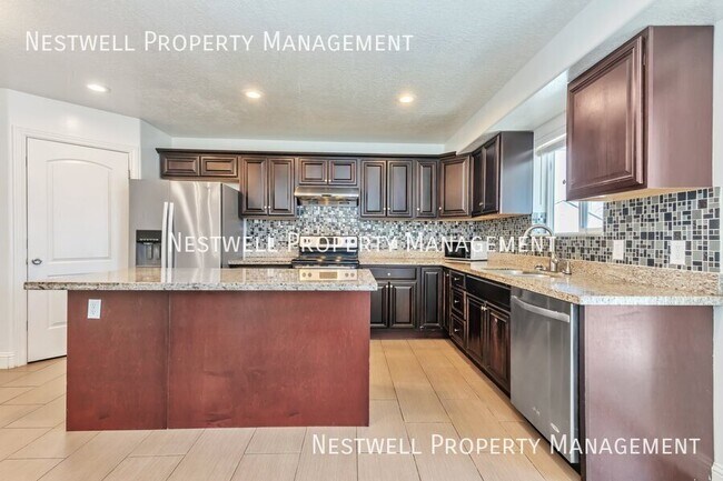 Foto del edificio - Charming 5-bed Home in South Salt Lake