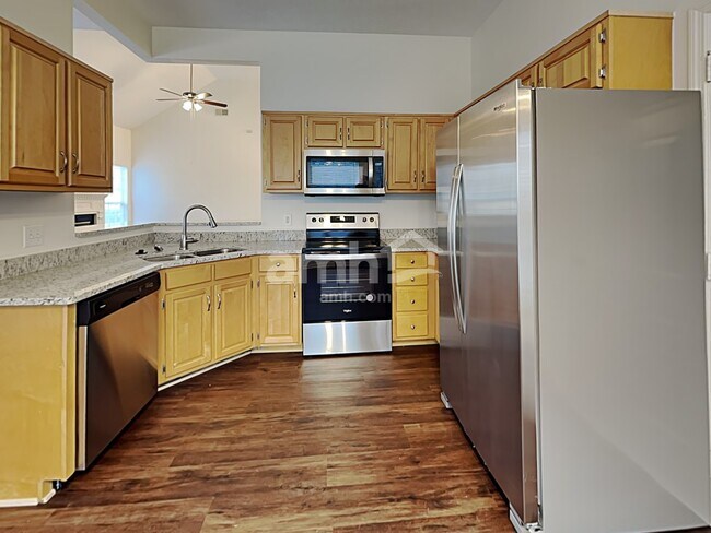 Building Photo - 5229 Ridgefalls Way