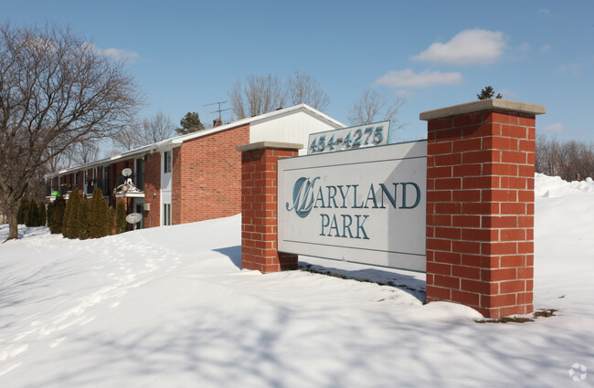 Entrance - Maryland Park