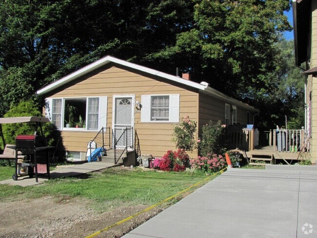 Town & Country Mobile Home Park in Meadville, PA