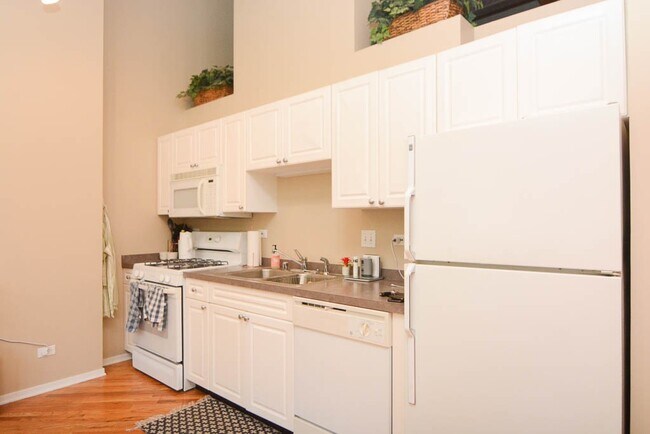 Foto del edificio - 226 N Clinton St