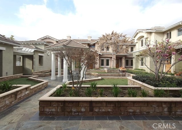 Building Photo - 88 N Roosevelt Ave