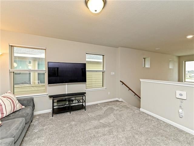 Building Photo - 204 Canis St
