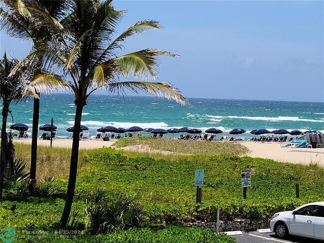 Foto del edificio - 1300 N Ocean Blvd