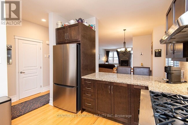 Building Photo - 129 Beatrice Dr