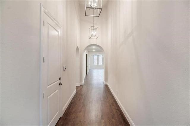 Building Photo - 860 Avery St