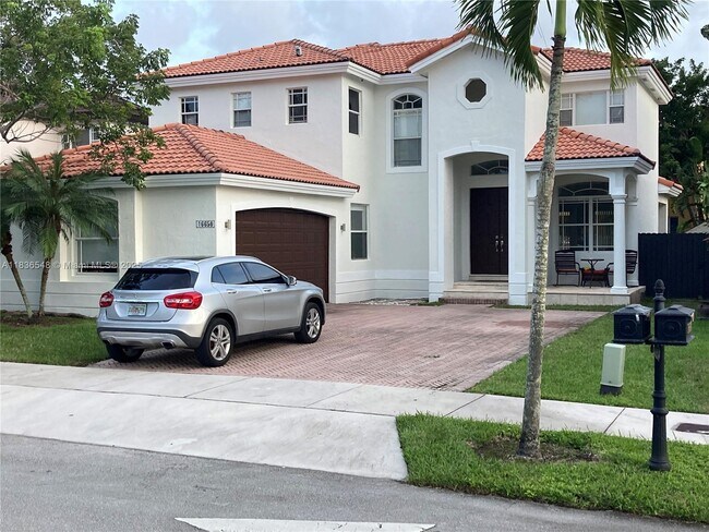 Foto del edificio - 16650 SW 61st Ln
