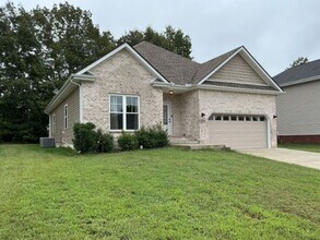 Building Photo - 337 Chase Dr