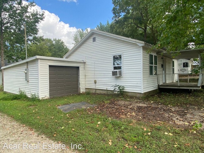 Building Photo - 2 br, 1 bath House - 308 Seymour St N