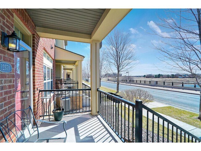 Building Photo - 12370 Lakeview Dr N