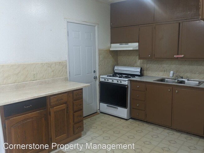 Building Photo - 3 br, 1 bath House - 115 Flint St