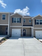 Building Photo - 3490 Tyee Xing Wy