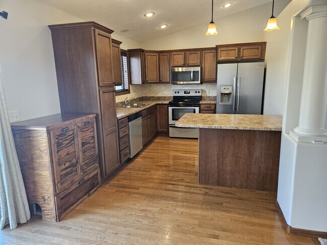 Foto del edificio - 5205 South Culbert Avenue