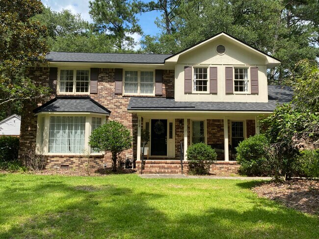 Foto del edificio - 213 Runnymede Ln