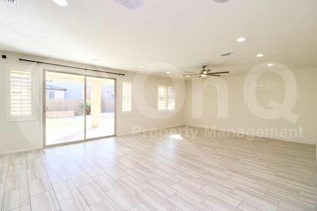 Building Photo - 241 E Wisteria Dr