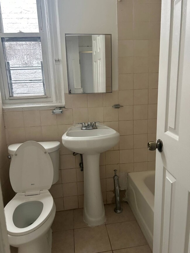 Foto del edificio - 4204 Avenue J