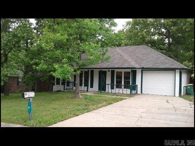 Foto principal - 8 Foxgrove Ln