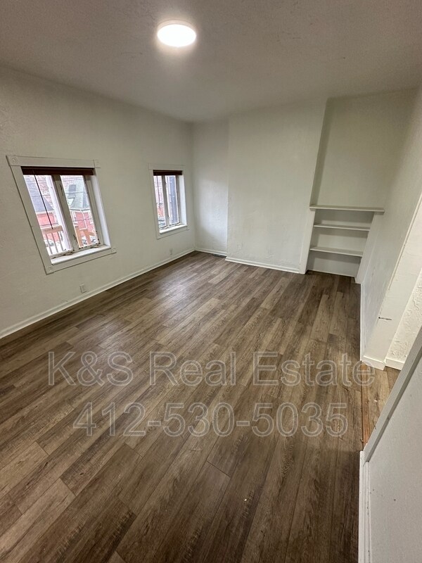 Foto del edificio - 668 Middle Ave