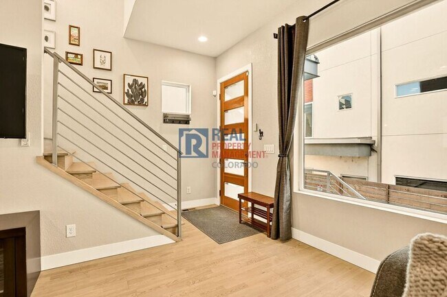 Building Photo - 1740 Lowell Blvd