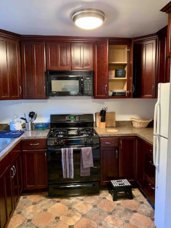 Foto del edificio - 700 N Wakefield St