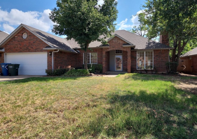 Building Photo - Edmond Rental