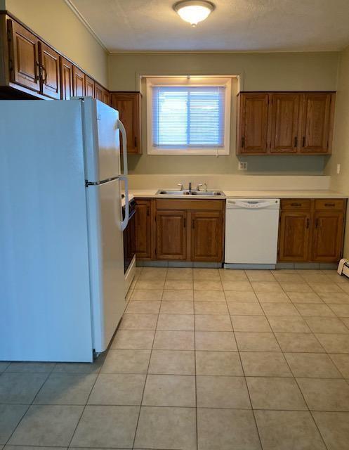 94 Briggs St Unit A, Cranston, RI 02920 - Room for Rent in Cranston, RI ...