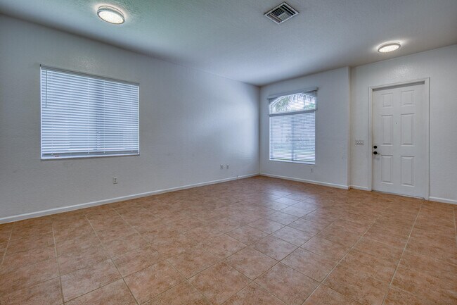 Foto del edificio - 139 2 Pine Dr
