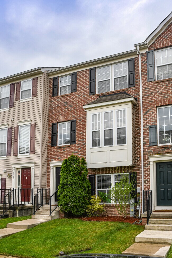 Building Photo - 9723 Luguna Rd