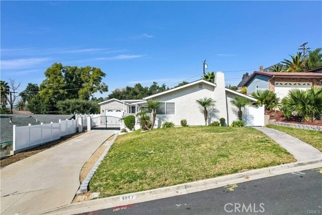 Building Photo - 1547 McLeod Pl