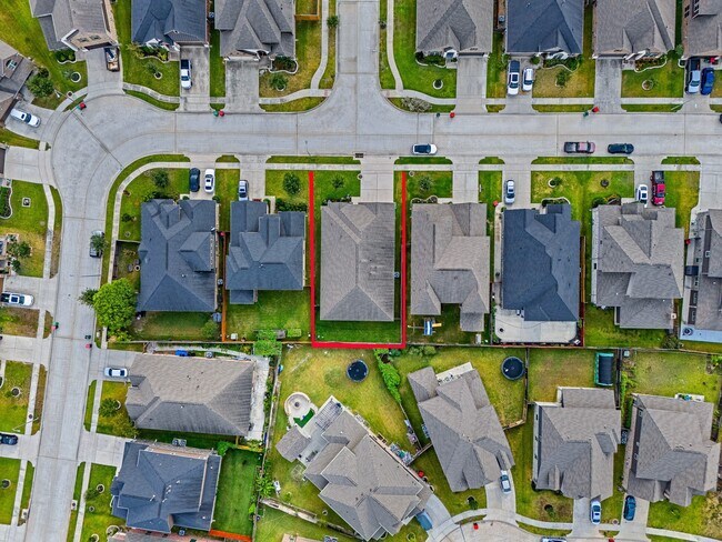 Foto del edificio - 15114 Winthrop Manor Way