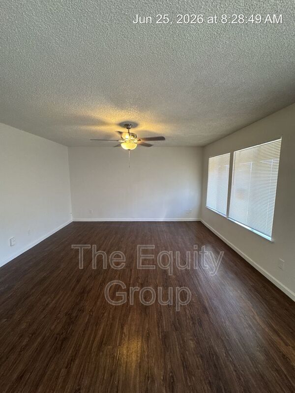 Foto del edificio - 3535 W Campus Ave.