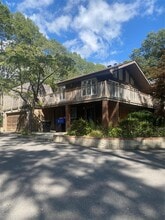 Building Photo - 1465 Motor Pkwy