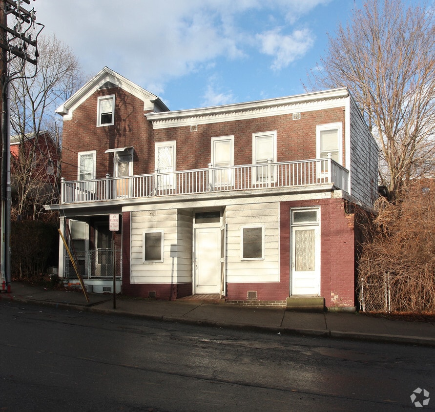 5 Abeel St, Kingston, NY 12401 Apartments in Kingston, NY