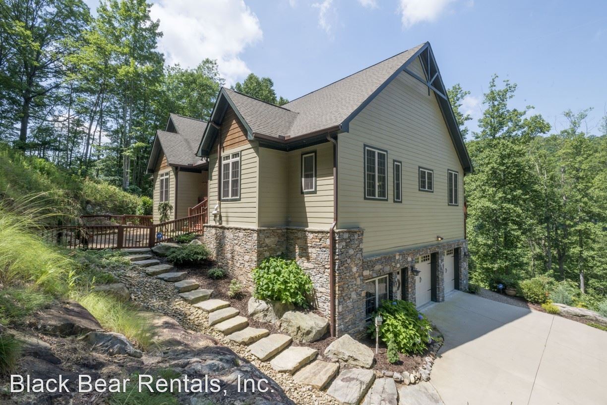 3 br, 3 bath House 70 Hawks Point Lane House for Rent in Weaverville, NC