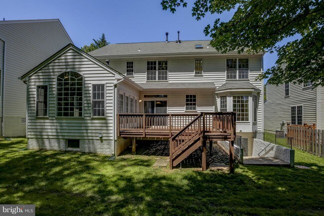 Building Photo - 13008 Pilgrims Inn Dr