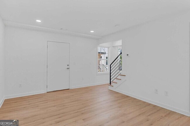 Foto del edificio - 237 Howard St NE