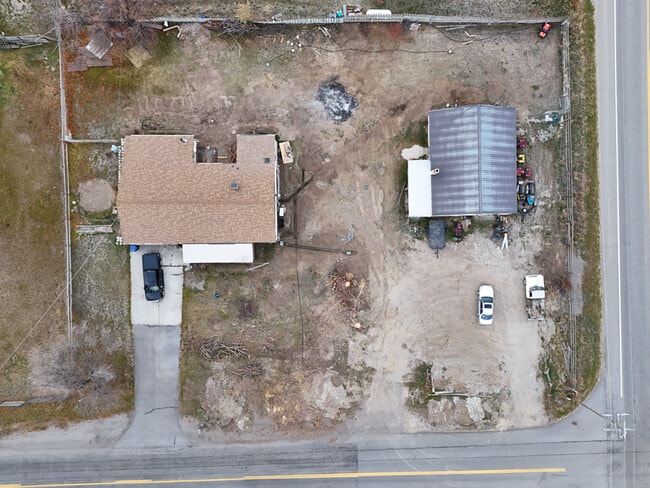 Building Photo - 4467 W 49th S