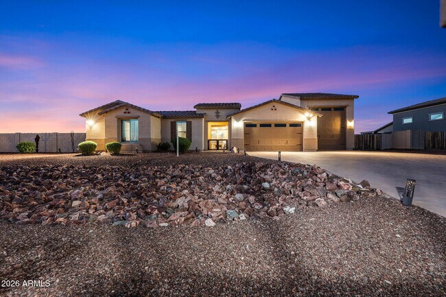 Building Photo - 13532 Sierra Vista Dr