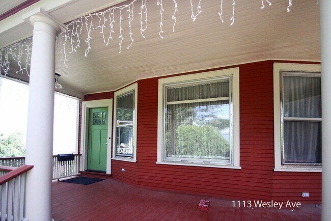 Entrance to Unit 2 - 1113 Wesley Ave