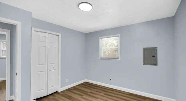 Foto del edificio - 3106 N Harding St